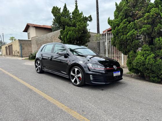 VOLKSWAGEN GOLF 2.0 TSI GTI 16V TURBO GASOLINA 4P AUTOMÁTICO